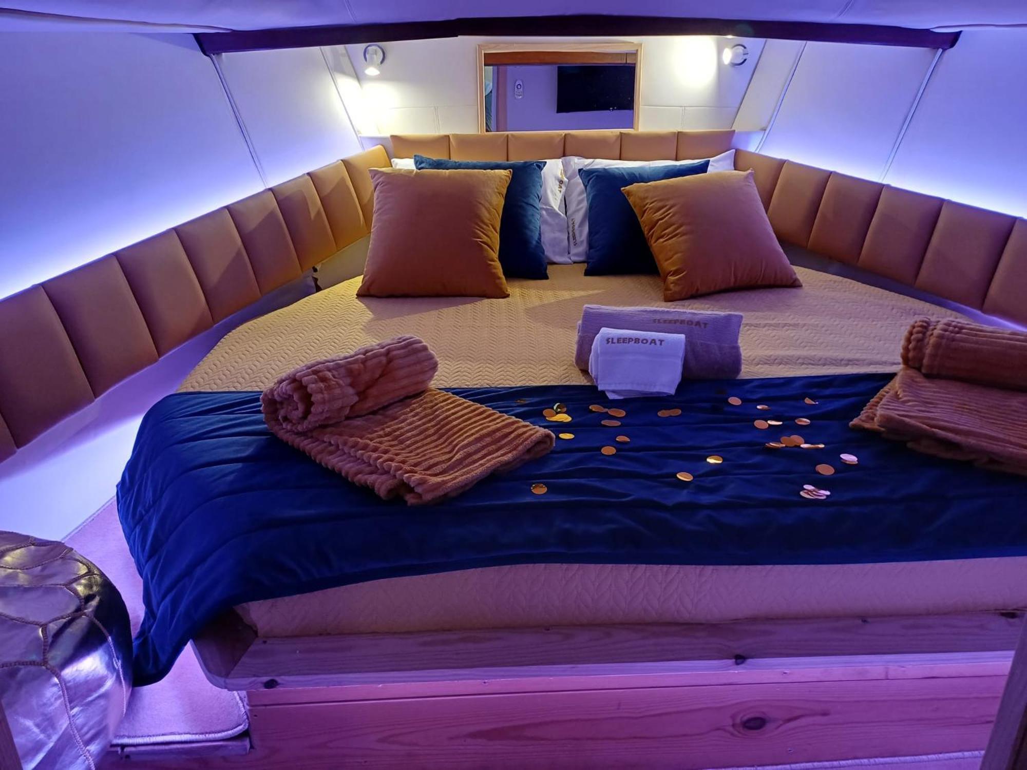 Hotel Sleepboat Luxlife Yatch Porto Exteriér fotografie